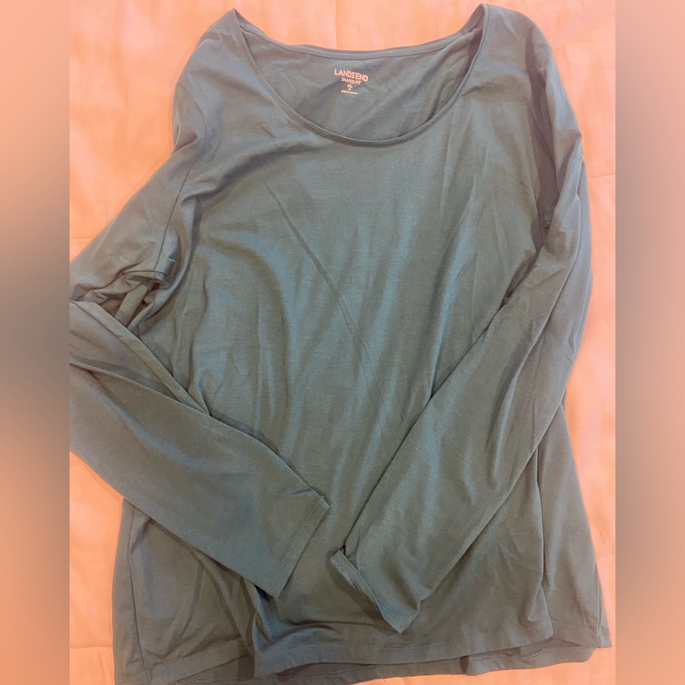 Lands End long sleeve tee